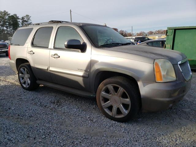 Photo 3 VIN: 1GKFC13J37R132319 - GMC YUKON 