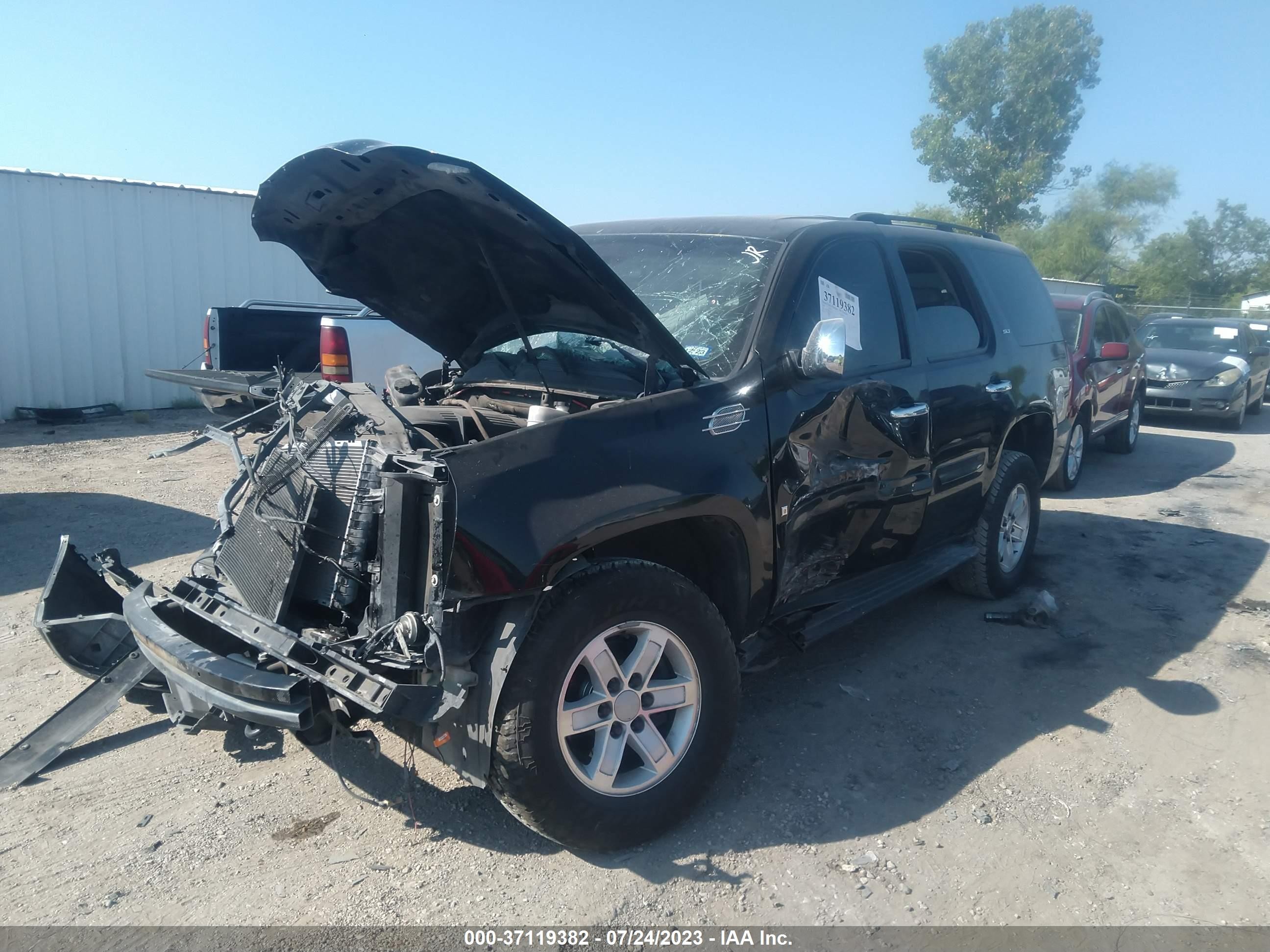 Photo 1 VIN: 1GKFC13J37R337137 - GMC YUKON 