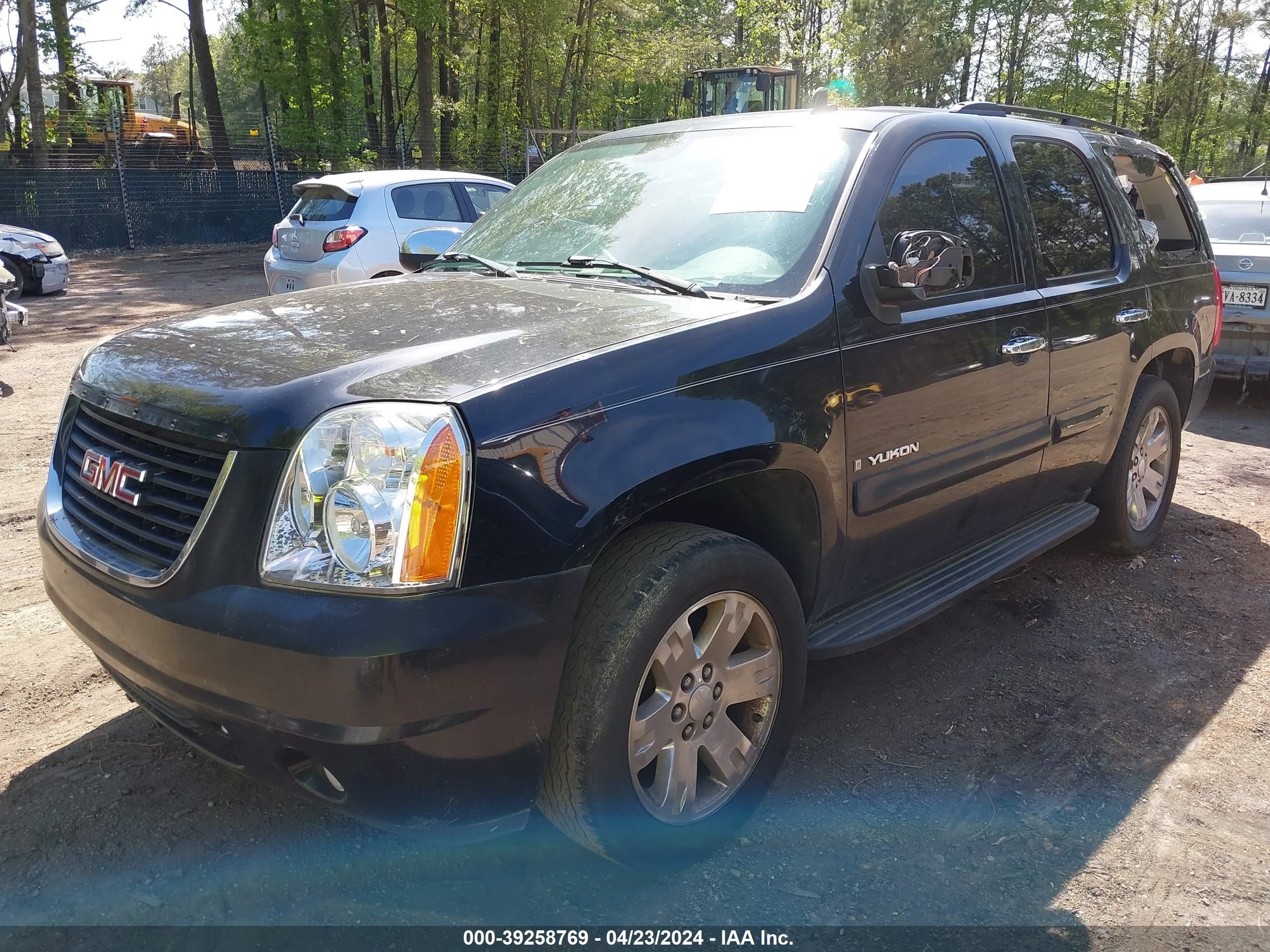 Photo 1 VIN: 1GKFC13J47R385858 - GMC YUKON 