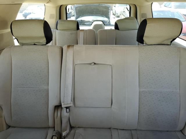 Photo 9 VIN: 1GKFC16057R420054 - GMC YUKON 