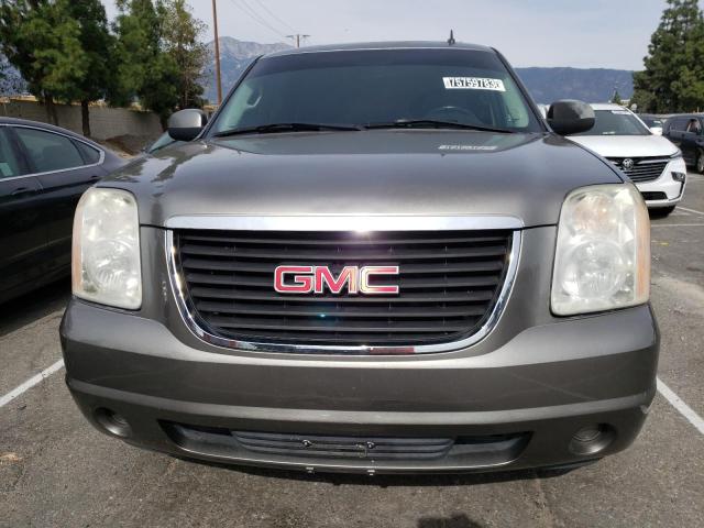 Photo 4 VIN: 1GKFC16058R136733 - GMC YUKON 