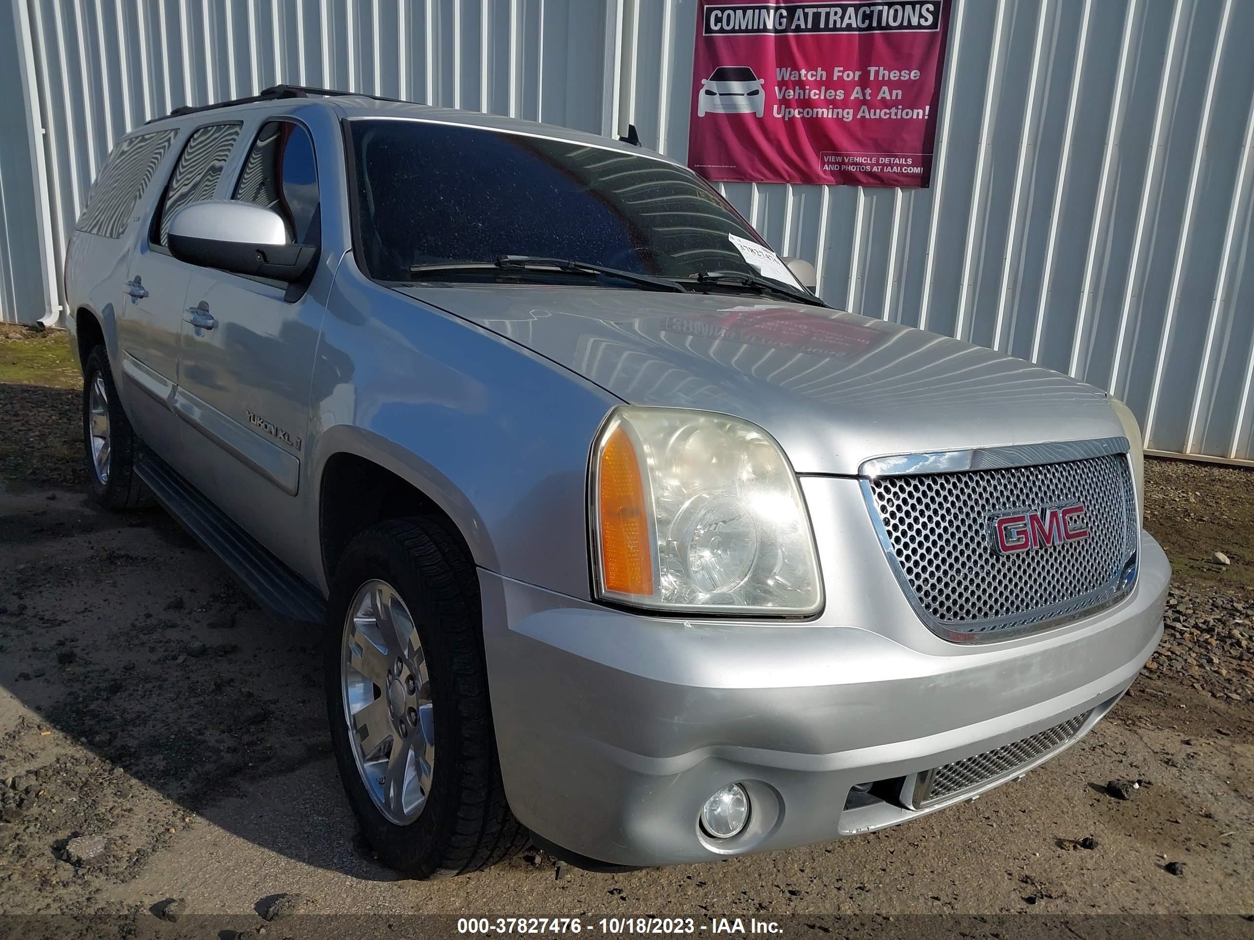 Photo 5 VIN: 1GKFC160X7J208037 - GMC YUKON 