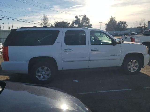 Photo 2 VIN: 1GKFC160X7R381610 - GMC YUKON 