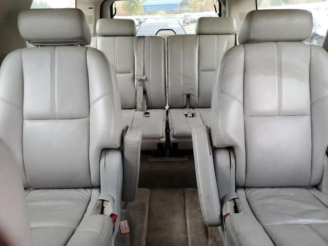 Photo 9 VIN: 1GKFC160X8R171655 - GMC YUKON 