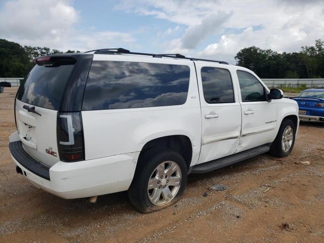 Photo 2 VIN: 1GKFC160X8R177911 - GMC YUKON XL 