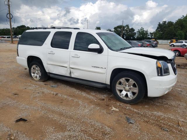 Photo 3 VIN: 1GKFC160X8R177911 - GMC YUKON XL 