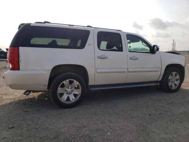 Photo 2 VIN: 1GKFC160X8R203293 - GMC YUKON XL C 