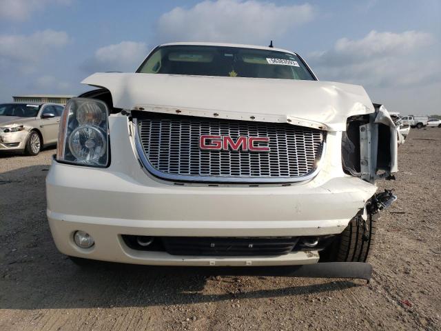 Photo 4 VIN: 1GKFC160X8R203293 - GMC YUKON XL C 