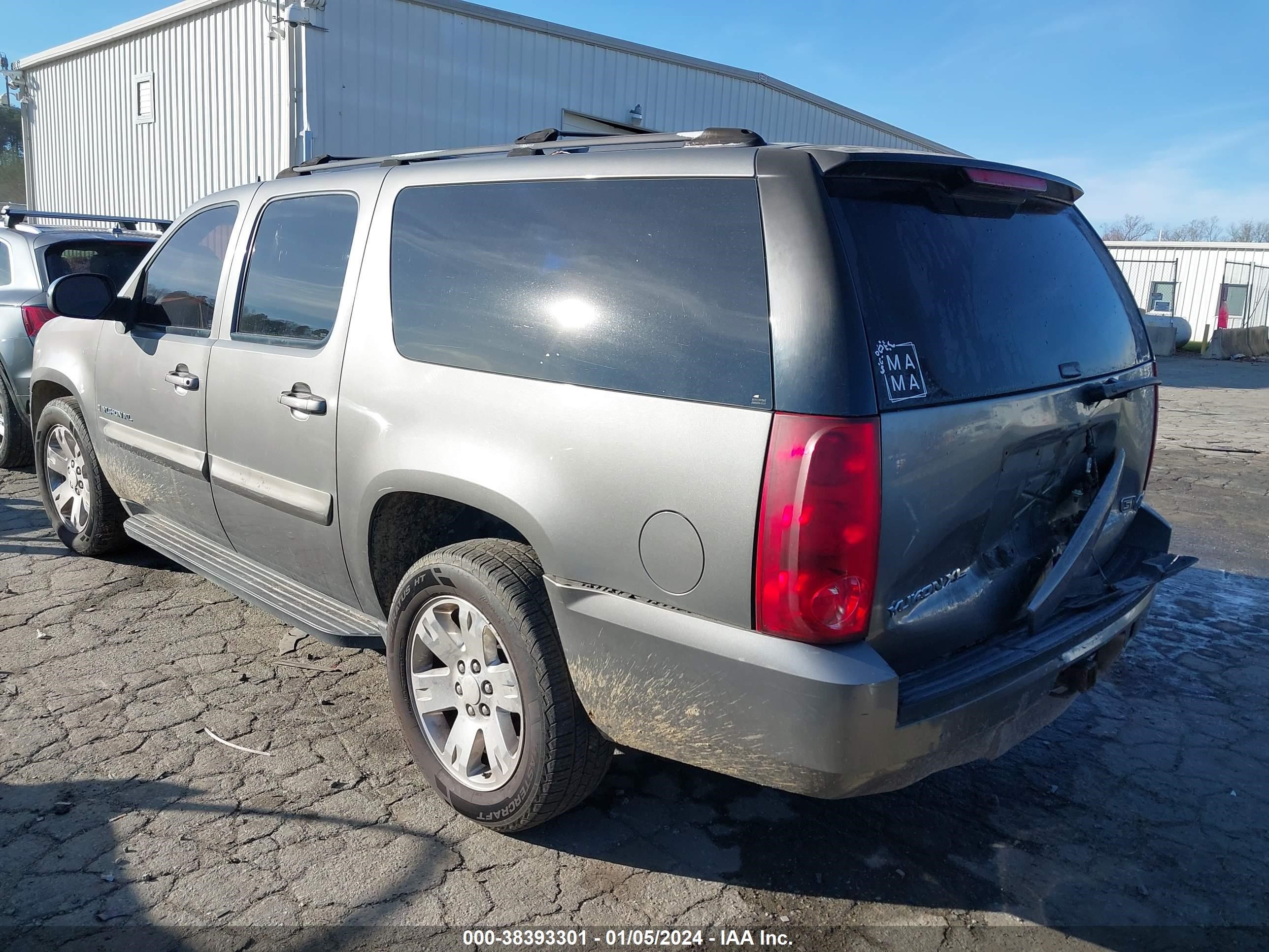 Photo 2 VIN: 1GKFC16J27J237928 - GMC YUKON 