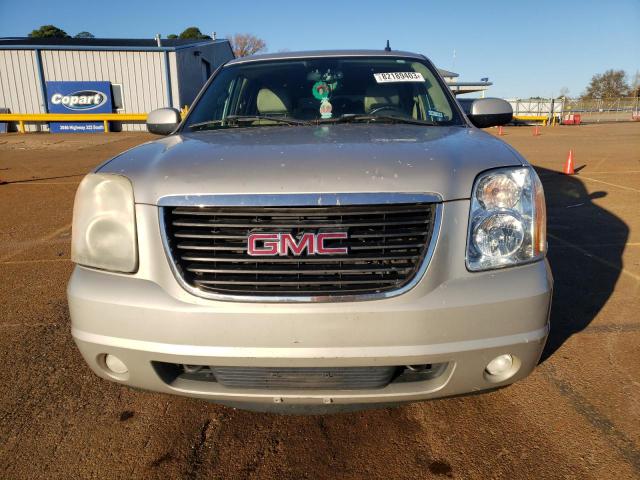 Photo 4 VIN: 1GKFC16J78R120977 - GMC YUKON 