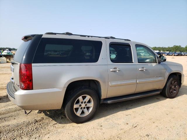 Photo 2 VIN: 1GKFC16J97R172772 - GMC YUKON 