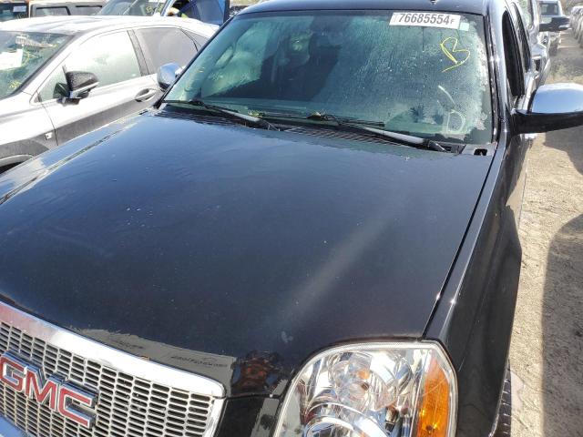 Photo 4 VIN: 1GKFC33019R280457 - GMC YUKON SLT 