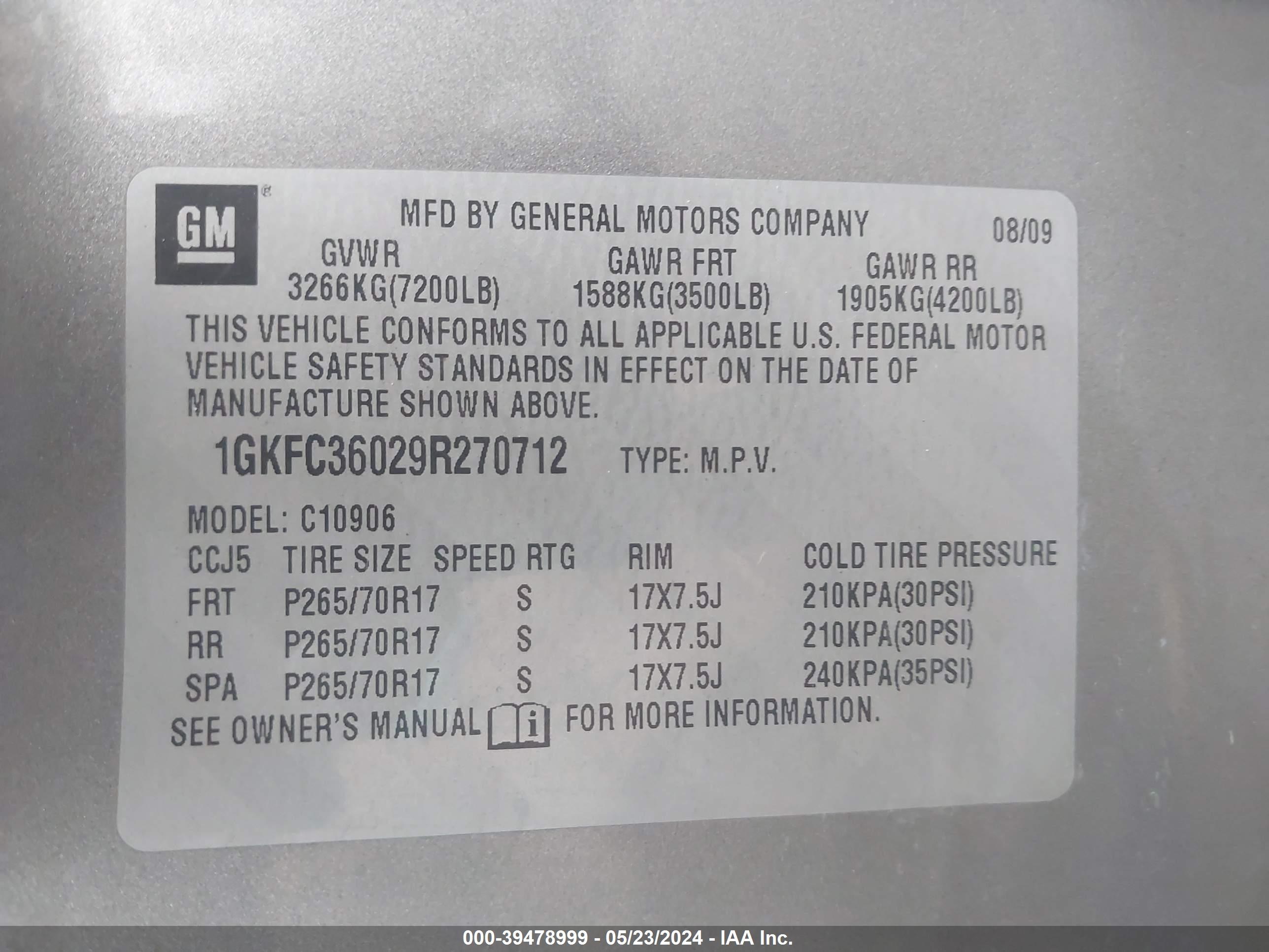 Photo 8 VIN: 1GKFC36029R270712 - GMC YUKON 