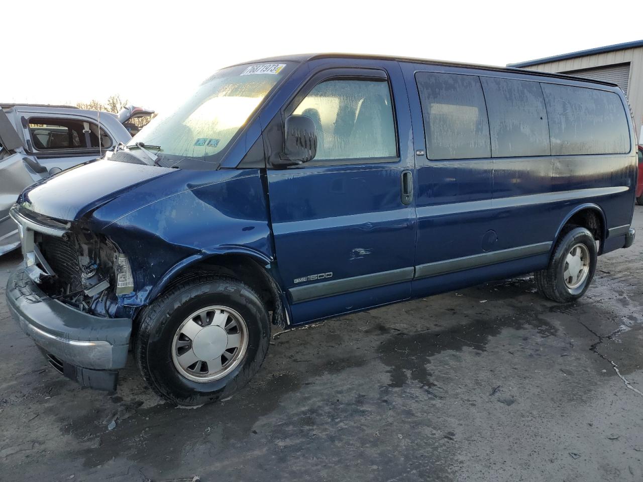 Photo 0 VIN: 1GKFG15R7Y1165217 - GMC SAVANA 