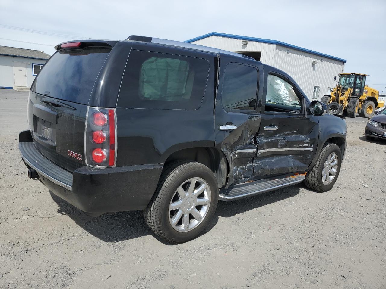 Photo 2 VIN: 1GKFK03209R275219 - GMC YUKON 