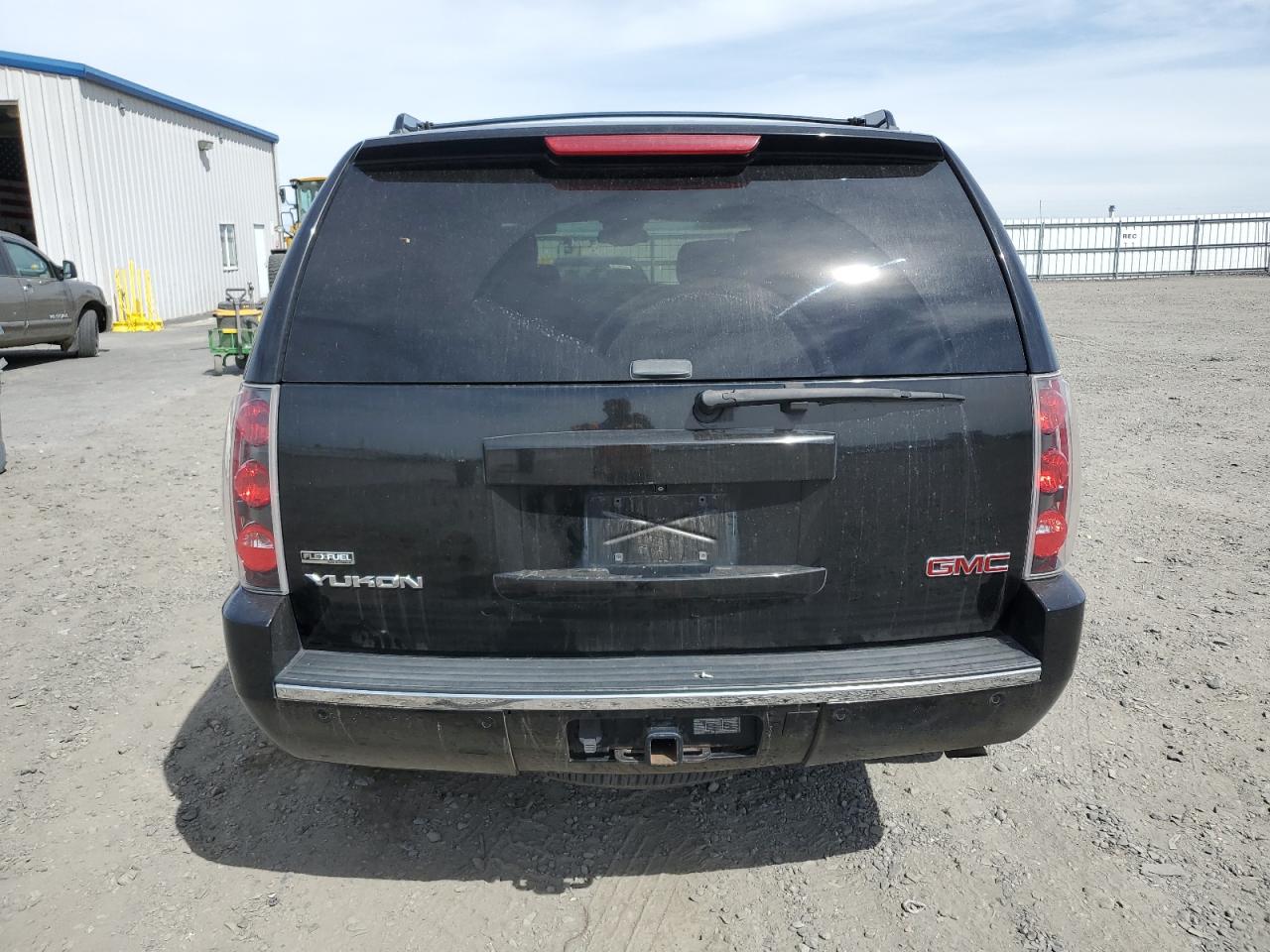 Photo 5 VIN: 1GKFK03209R275219 - GMC YUKON 