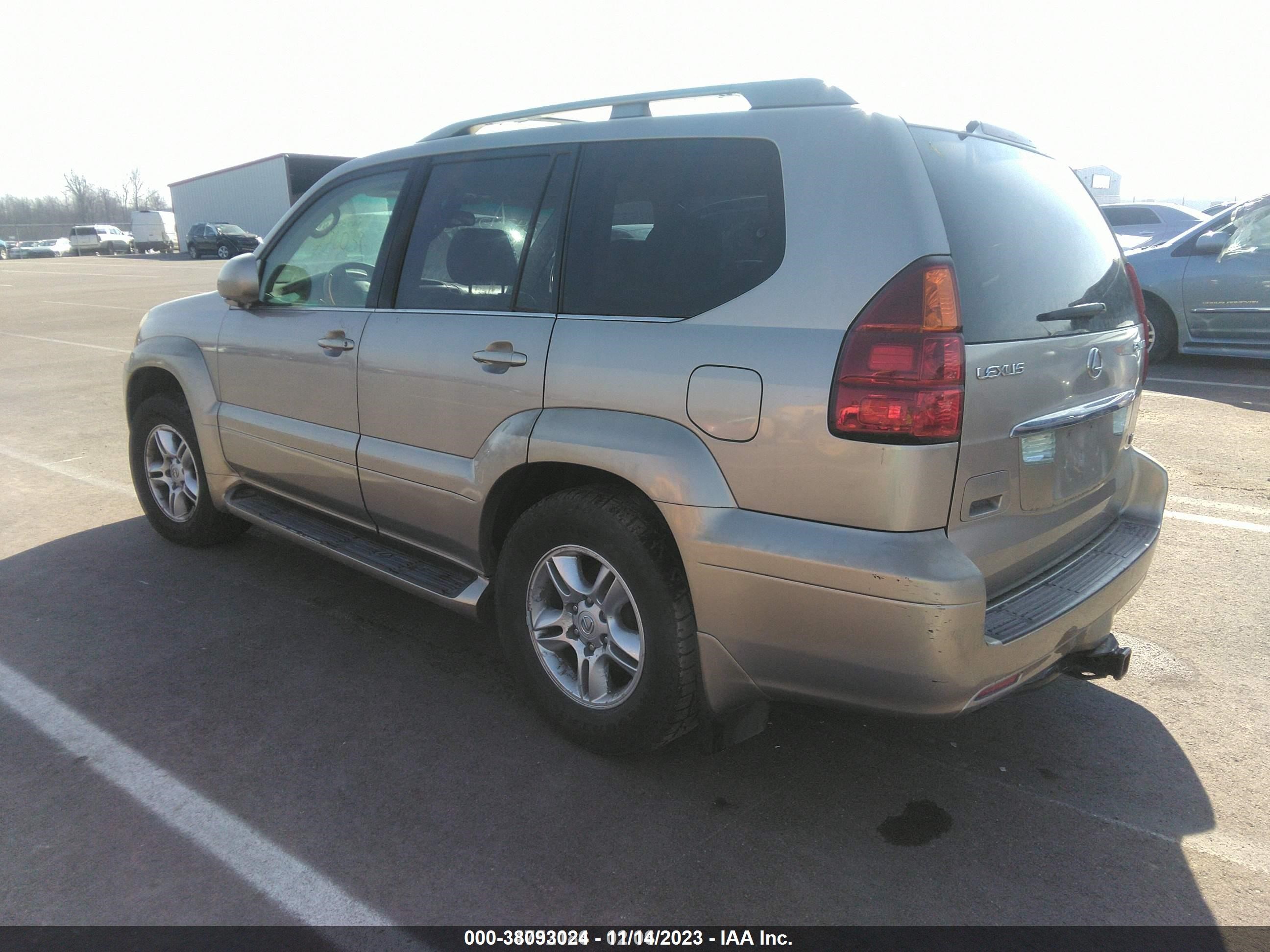 Photo 2 VIN: 1GKFK03299R267930 - LEXUS GX 