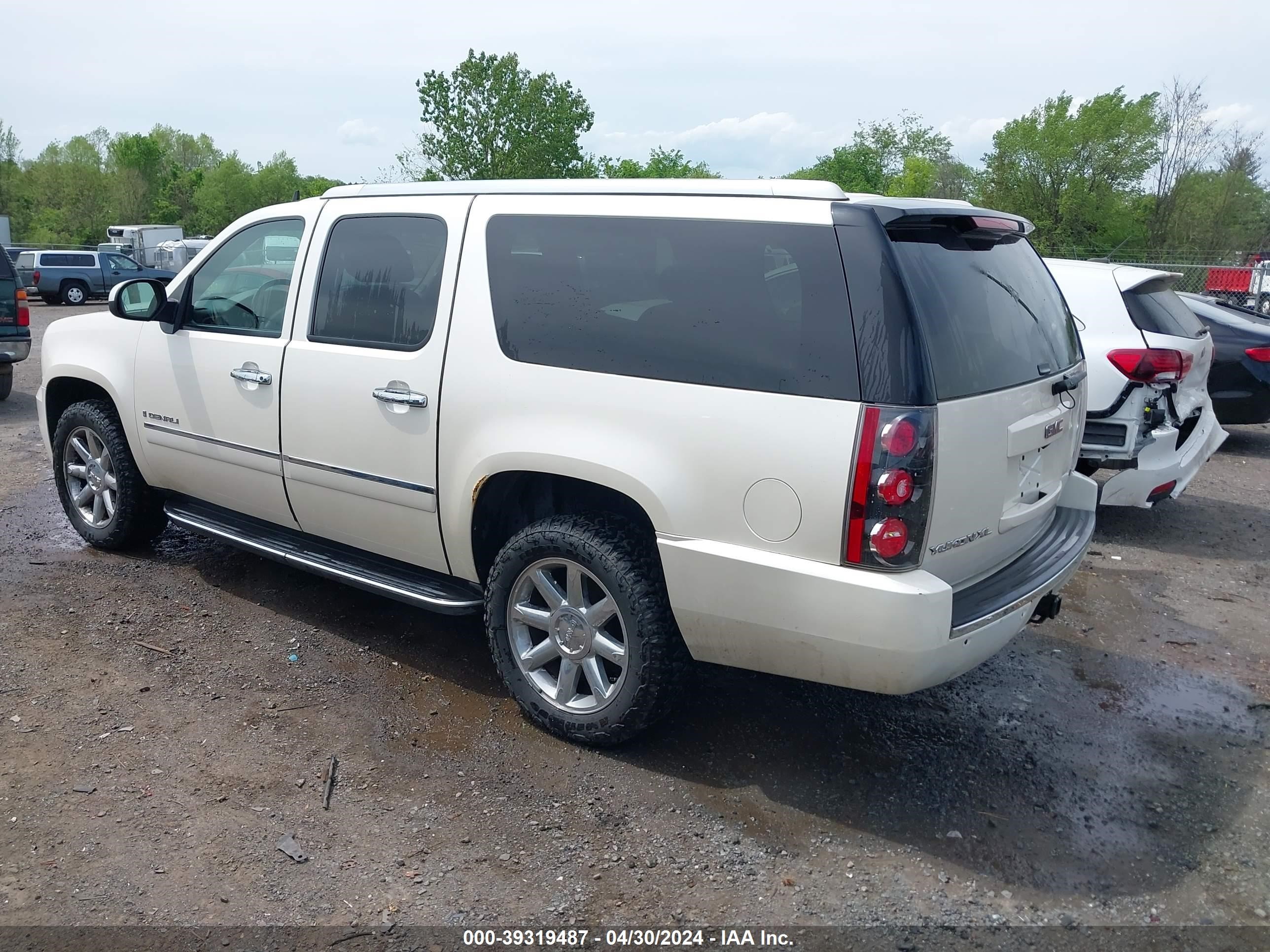 Photo 2 VIN: 1GKFK06259R209650 - GMC NULL 