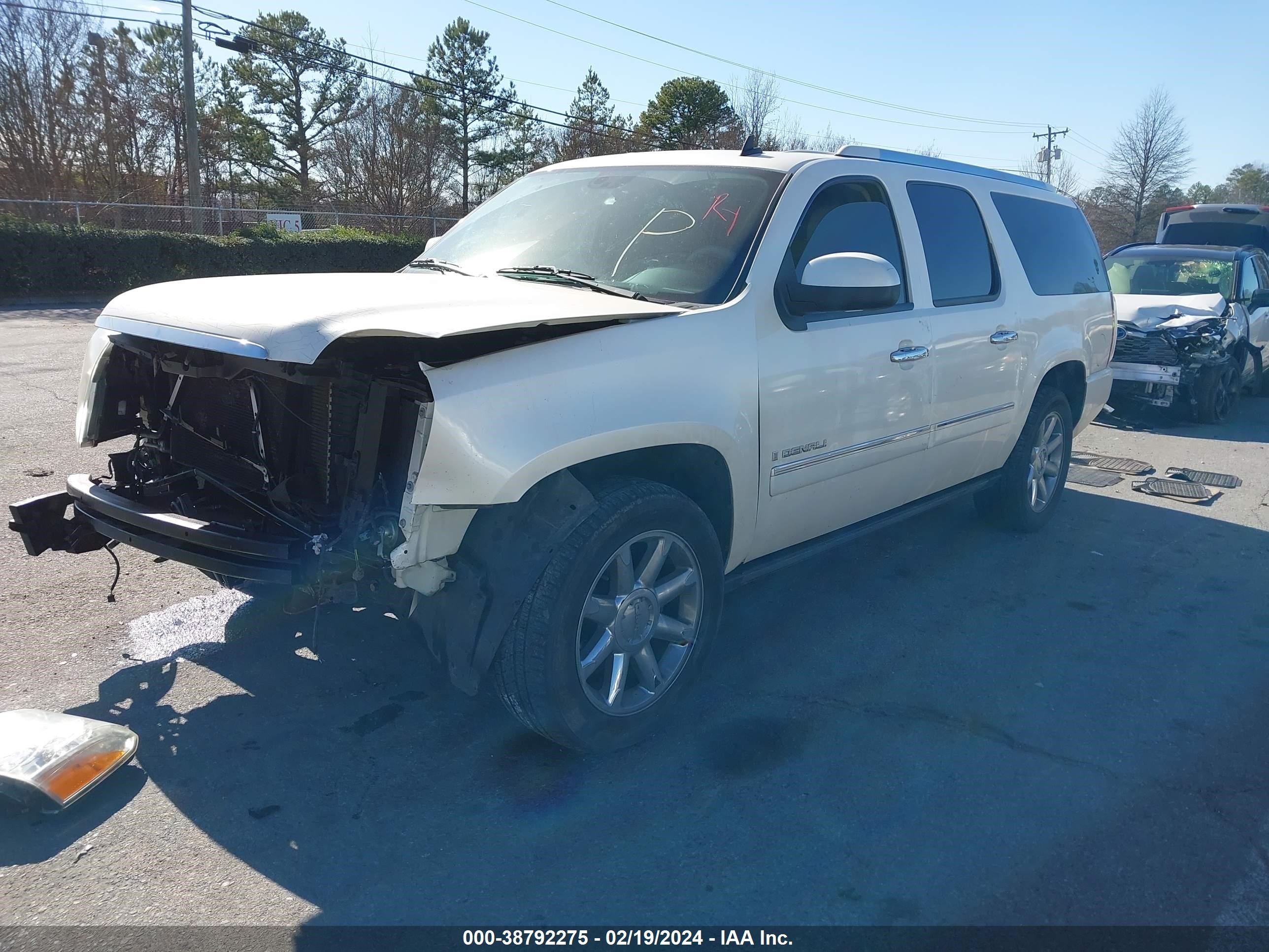 Photo 1 VIN: 1GKFK06289R204748 - GMC NULL 