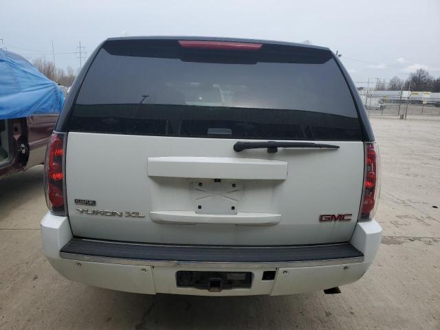 Photo 5 VIN: 1GKFK06299J100171 - GMC YUKON 