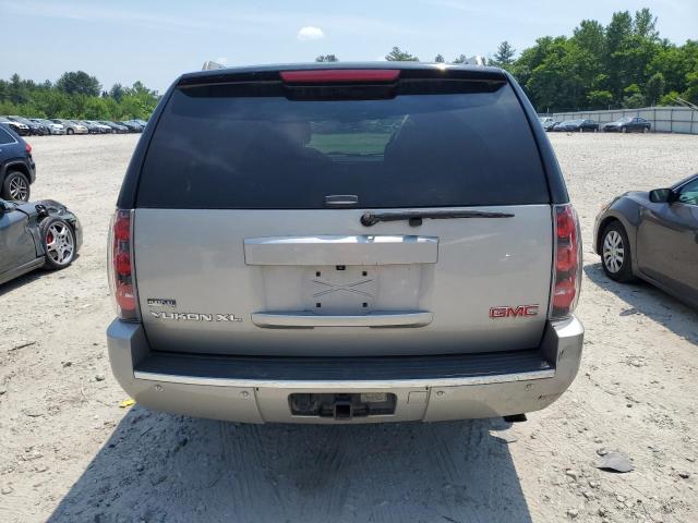 Photo 5 VIN: 1GKFK062X9R273442 - GMC YUKON 