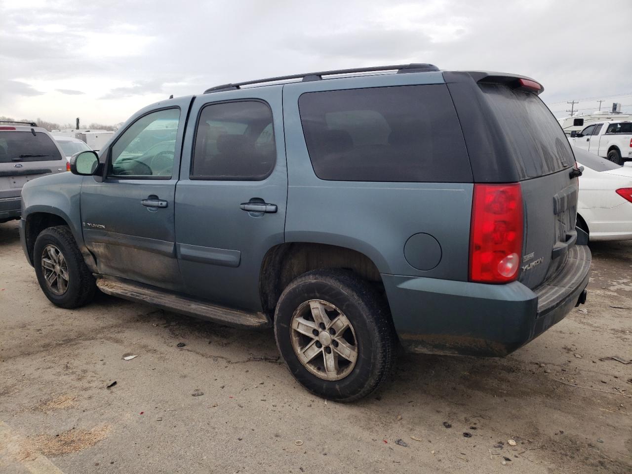 Photo 1 VIN: 1GKFK13008R120883 - GMC YUKON 