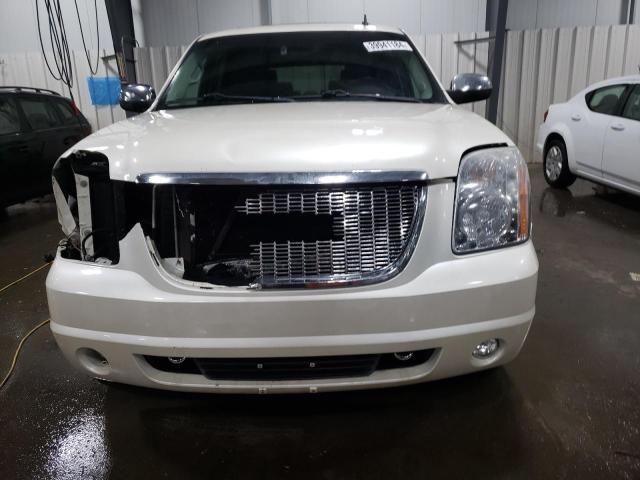 Photo 4 VIN: 1GKFK13018R260313 - GMC YUKON 