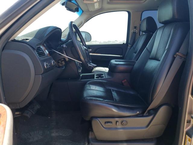 Photo 6 VIN: 1GKFK13027J252895 - GMC YUKON 