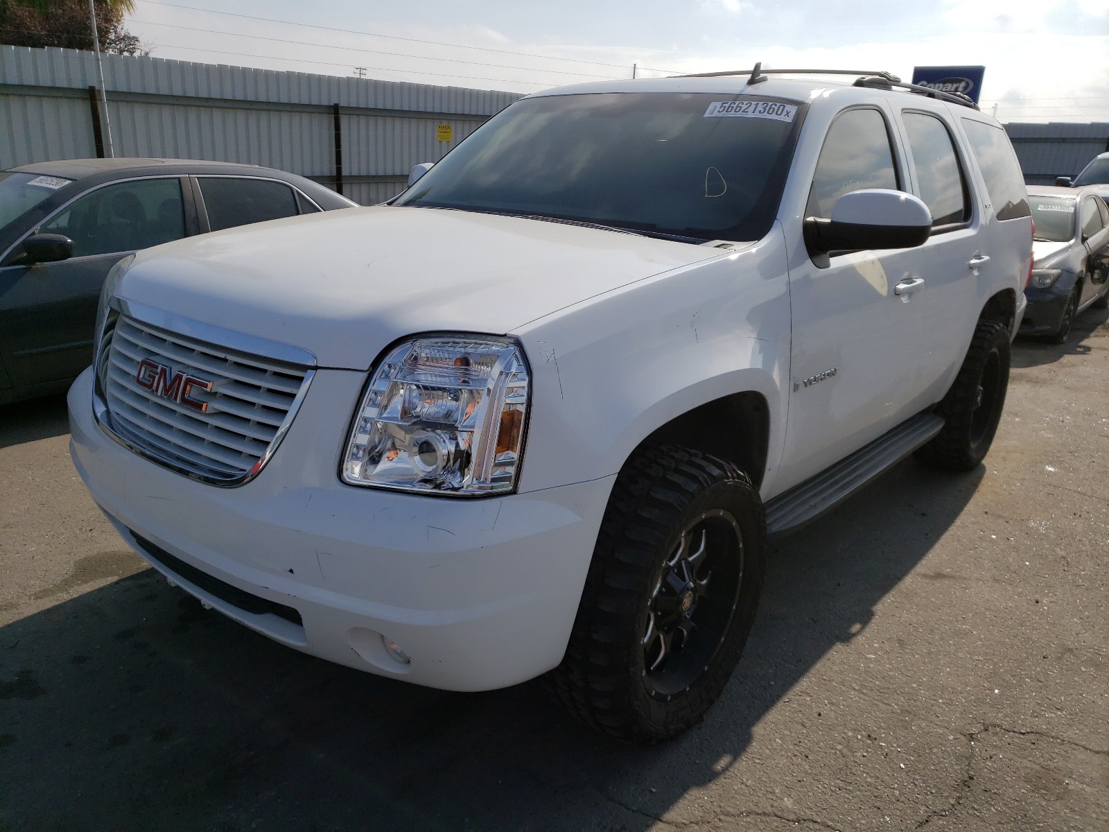 Photo 1 VIN: 1GKFK13027R128580 - GMC YUKON 