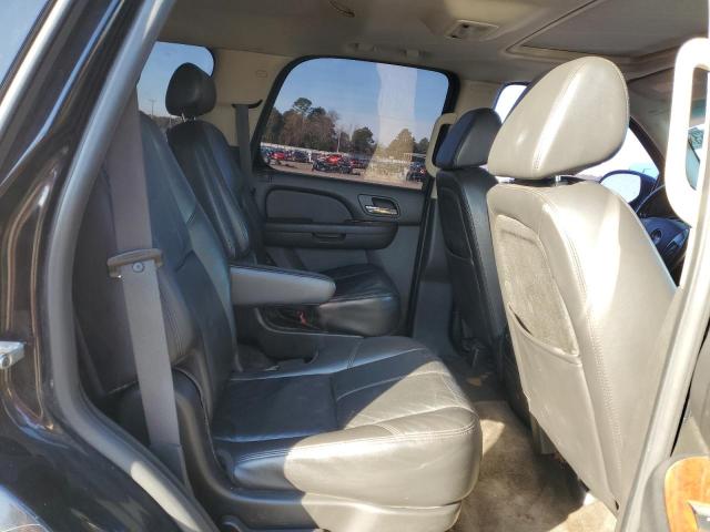 Photo 10 VIN: 1GKFK13028J202242 - GMC YUKON 