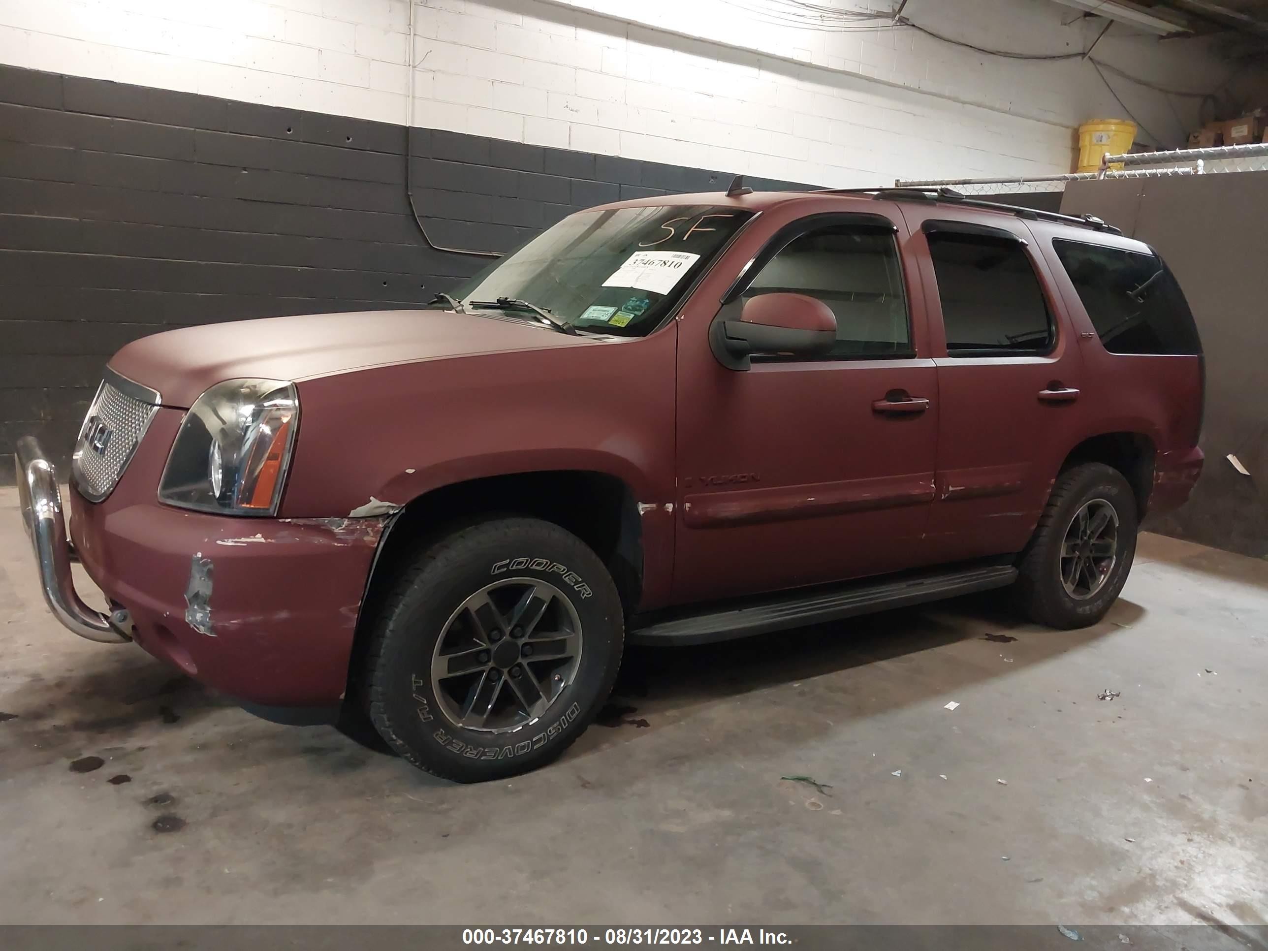 Photo 1 VIN: 1GKFK13047R210570 - GMC YUKON 