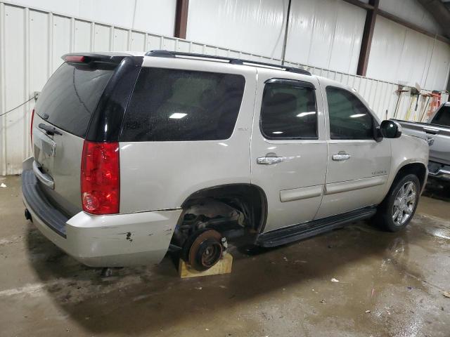 Photo 2 VIN: 1GKFK13057J390611 - GMC YUKON 