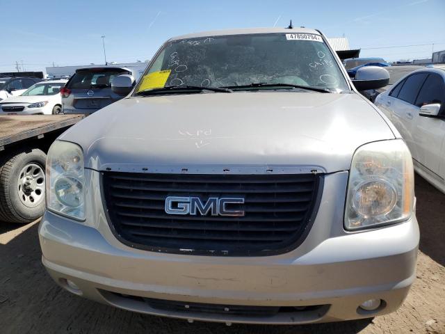 Photo 4 VIN: 1GKFK13057R158088 - GMC YUKON 