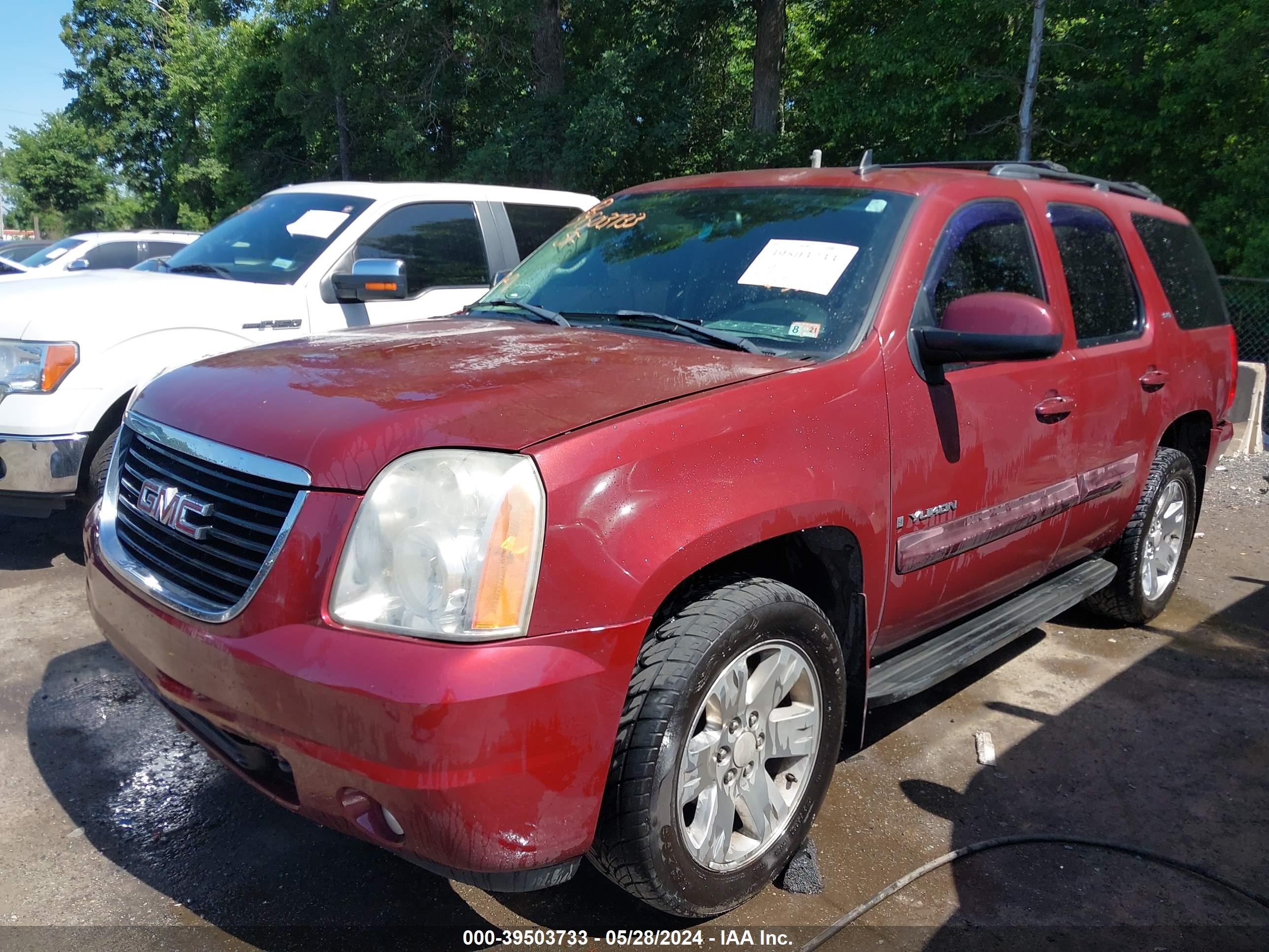 Photo 1 VIN: 1GKFK13068J105769 - GMC YUKON 