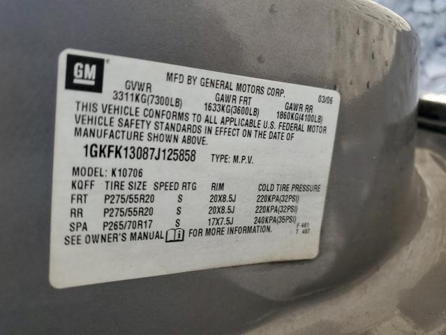 Photo 12 VIN: 1GKFK13087J125858 - GMC YUKON 