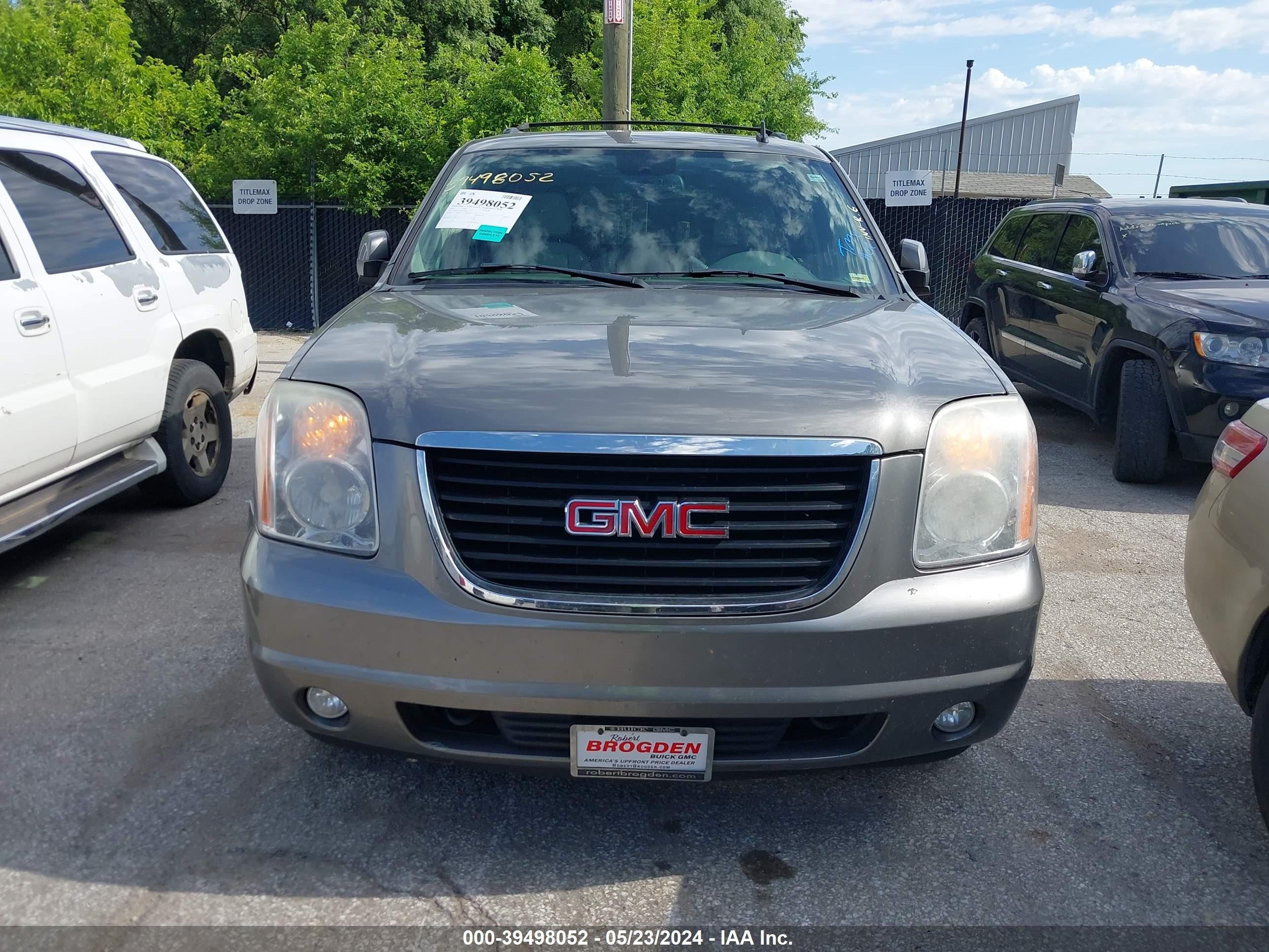 Photo 5 VIN: 1GKFK13087J383426 - GMC YUKON 