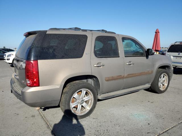 Photo 2 VIN: 1GKFK13097R144923 - GMC YUKON 