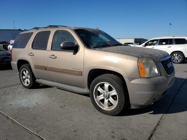 Photo 3 VIN: 1GKFK13097R144923 - GMC YUKON 