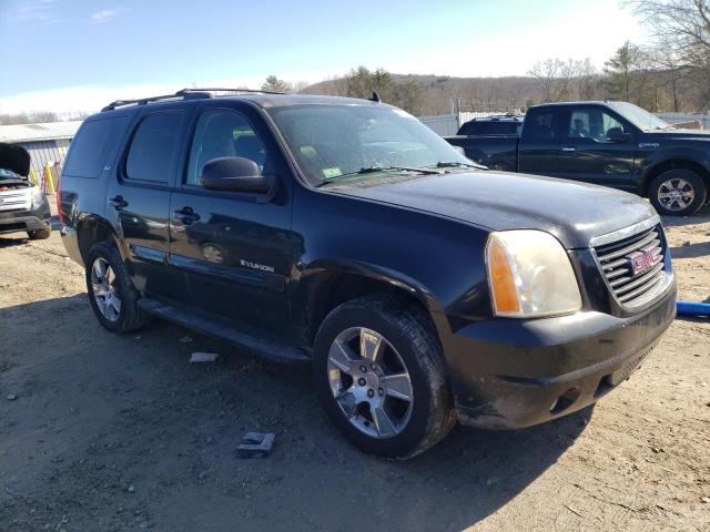 Photo 3 VIN: 1GKFK13098R128089 - GMC YUKON 