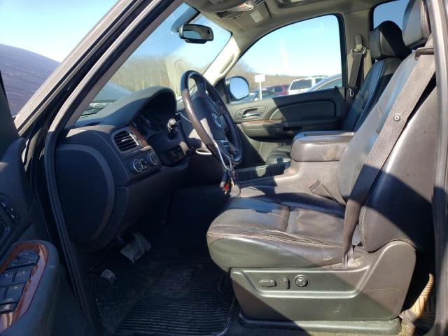 Photo 6 VIN: 1GKFK13098R128089 - GMC YUKON 