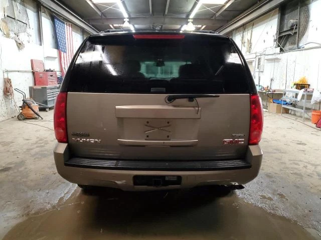 Photo 5 VIN: 1GKFK130X7J142760 - GMC YUKON 