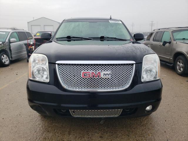 Photo 4 VIN: 1GKFK13269R131793 - GMC YUKON 