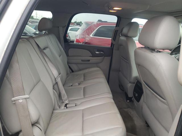 Photo 10 VIN: 1GKFK13518R239702 - GMC YUKON HYBR 