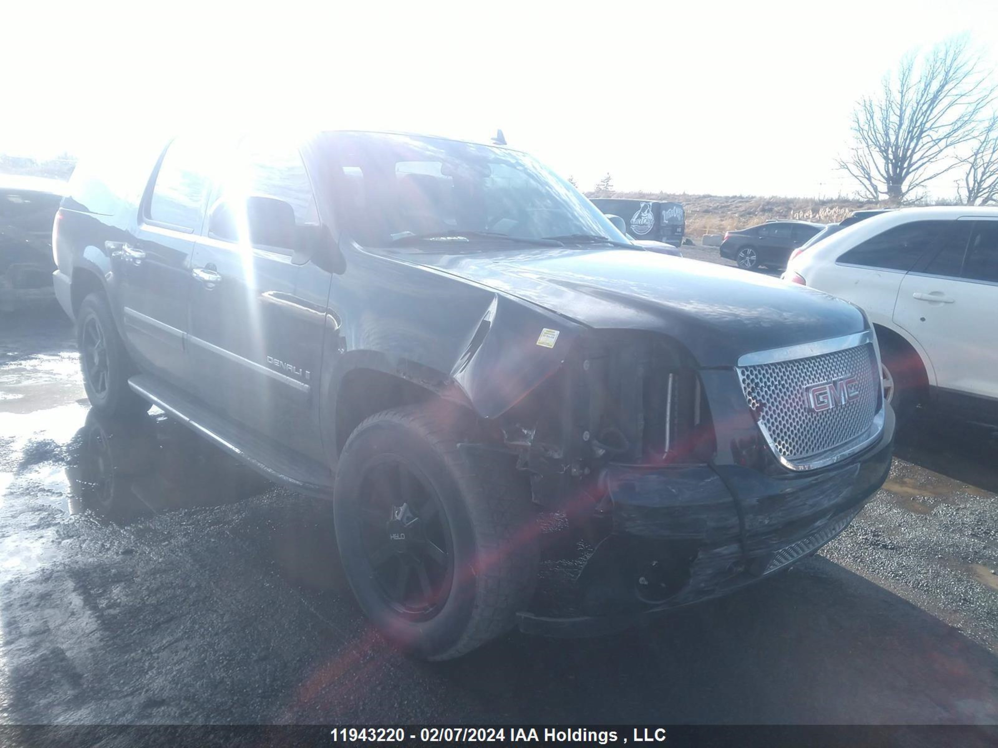 Photo 1 VIN: 1GKFK16269J103390 - GMC YUKON 