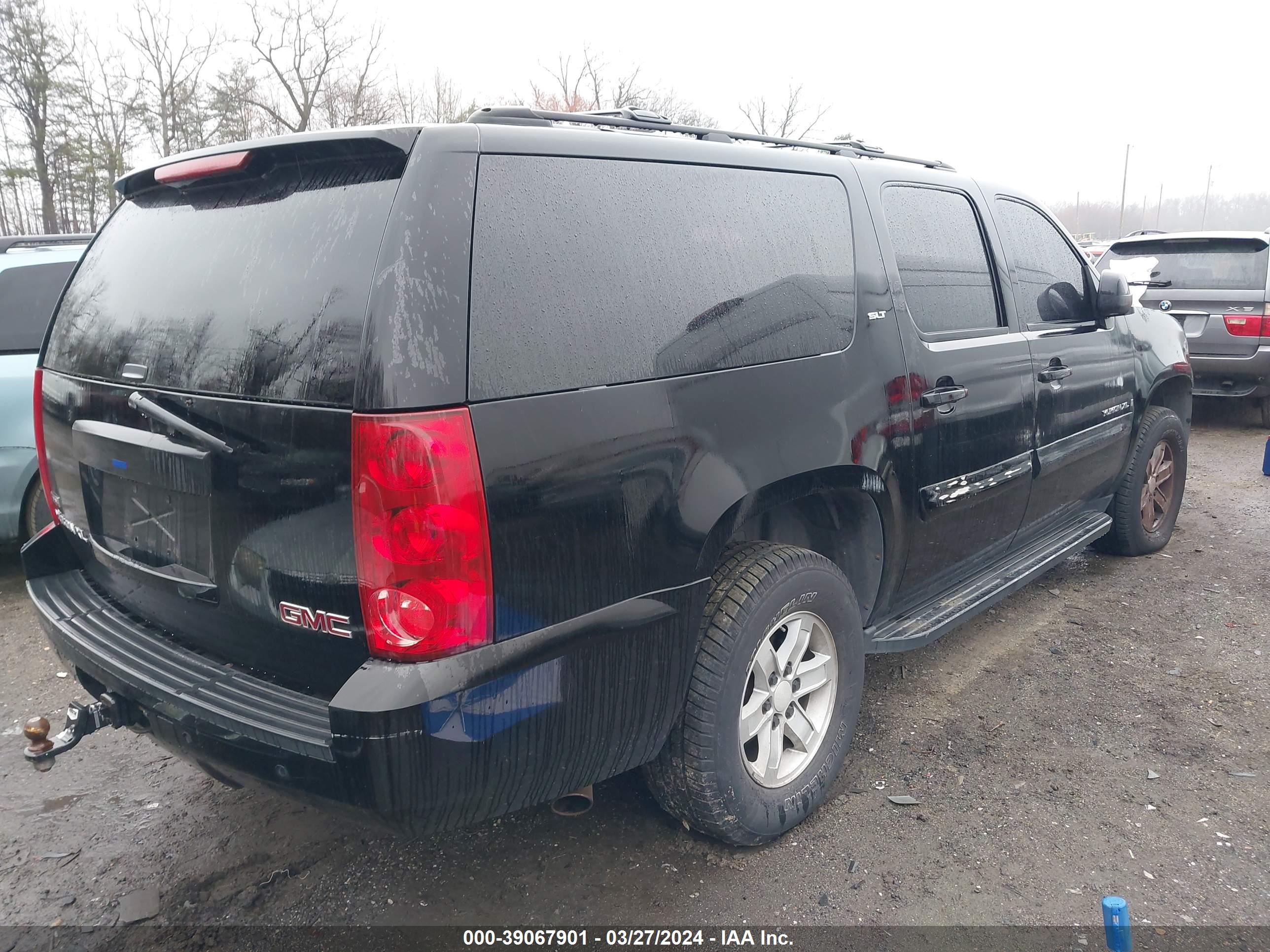 Photo 3 VIN: 1GKFK16317R242897 - GMC NULL 