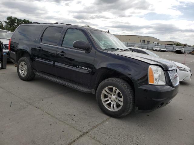 Photo 3 VIN: 1GKFK16327R242147 - GMC YUKON 