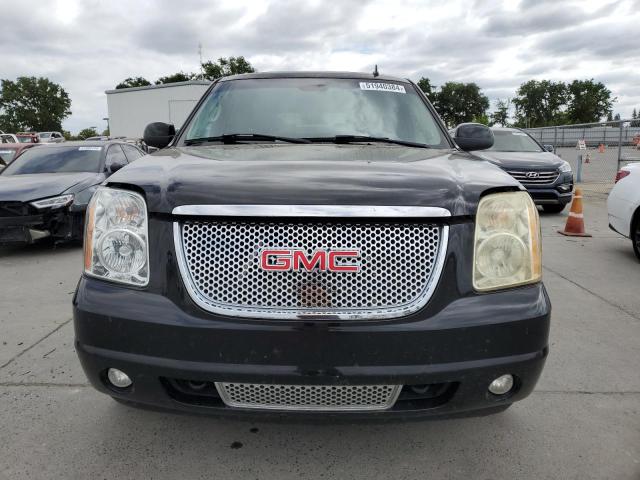 Photo 4 VIN: 1GKFK16327R242147 - GMC YUKON 