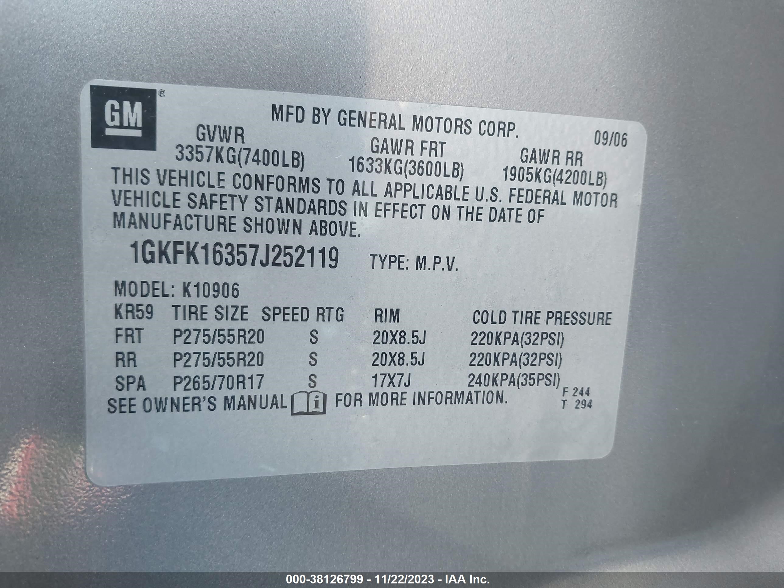 Photo 8 VIN: 1GKFK16357J252119 - GMC YUKON 