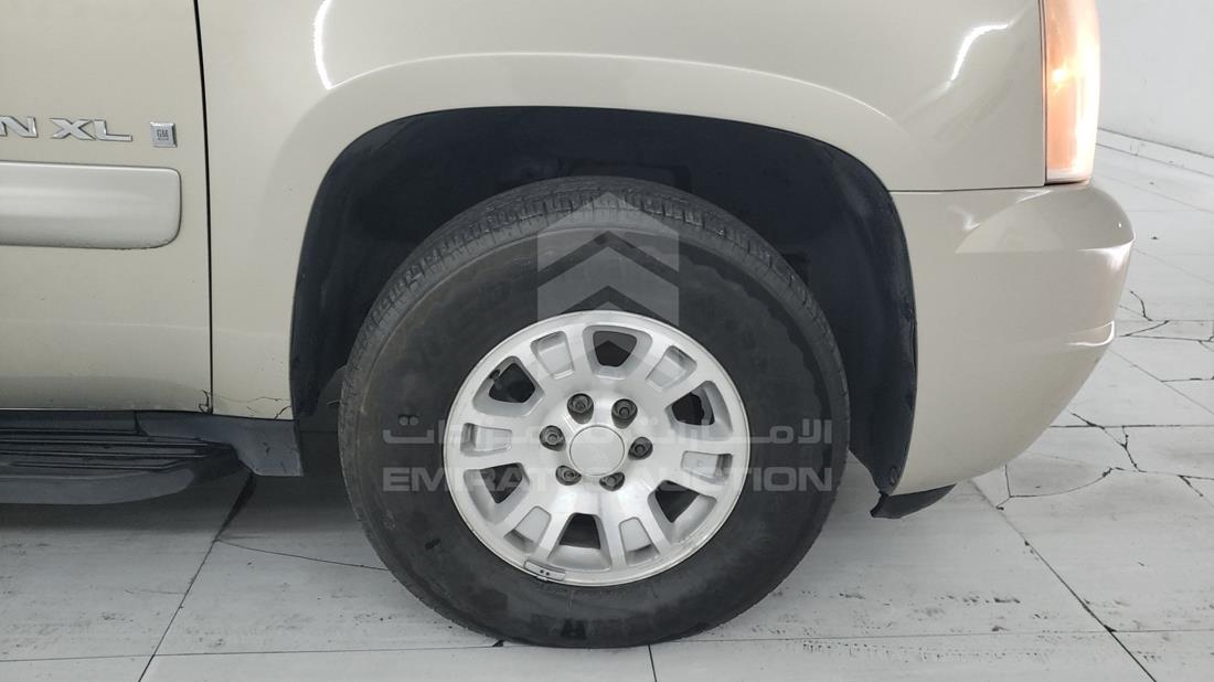 Photo 25 VIN: 1GKFK163X8J178097 - GMC YUKON 