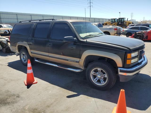 Photo 3 VIN: 1GKFK16R6XJ749488 - GMC SUBURBAN 